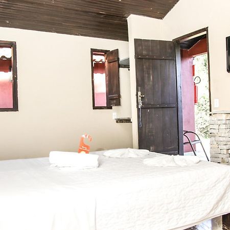 Pousada Villa Das Pedras Pirenopolis Room photo